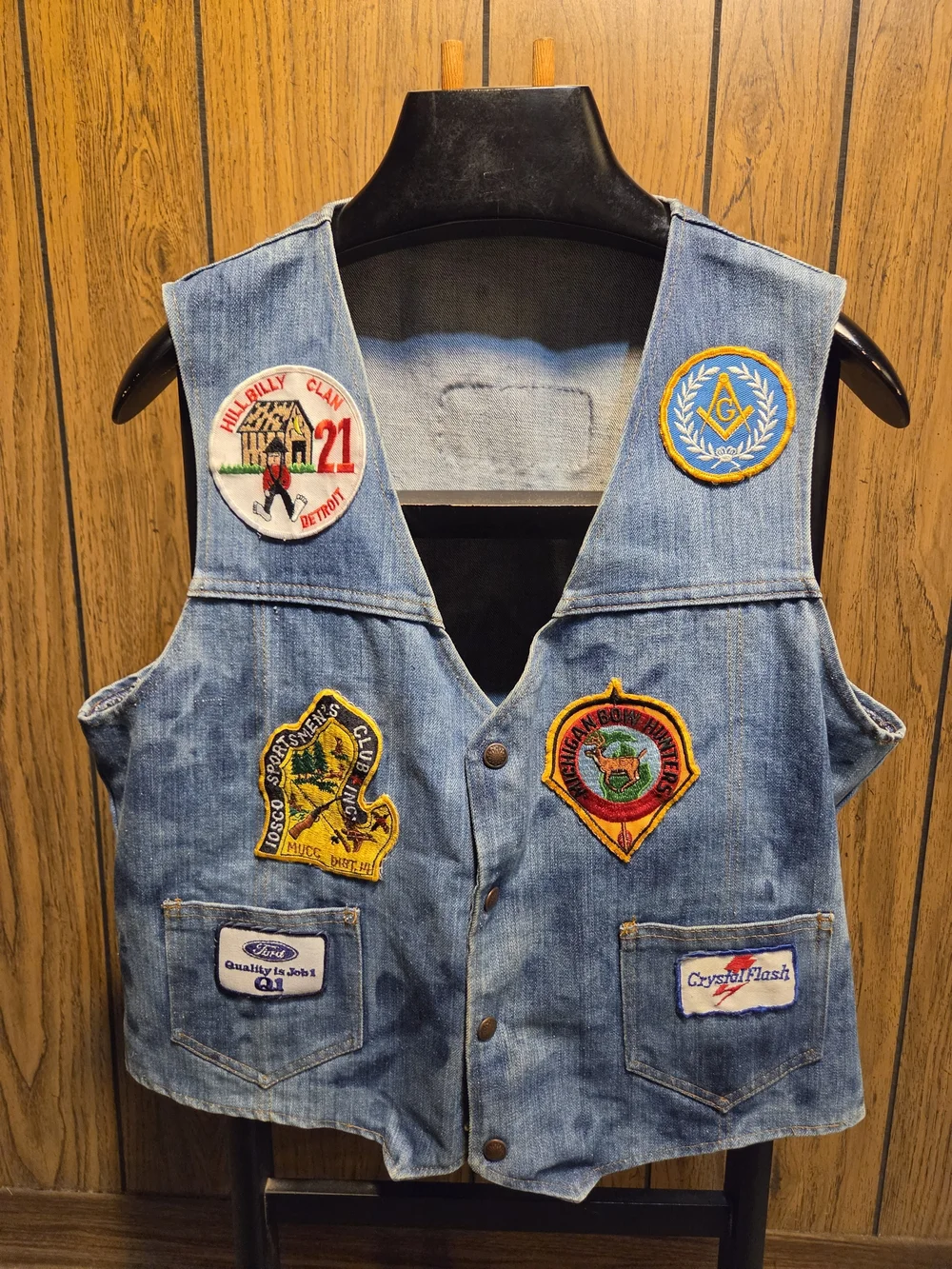 Vintage 70s Denim Vest With 11 Patches Masons Outdoor Hunting Fishing Large